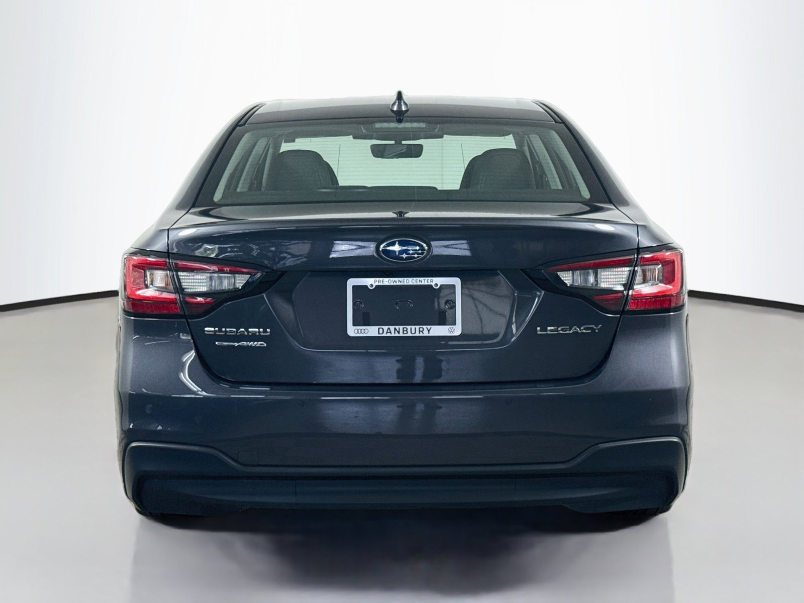 Used 2024 Subaru Legacy Limited AWD/4WD image 10