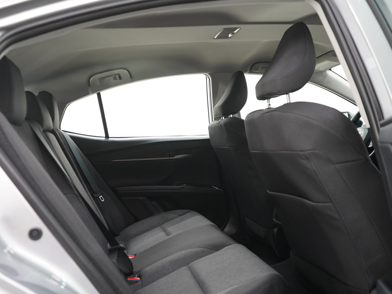 Used 2026 Toyota Camry LE FWD image 12