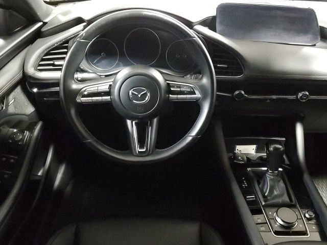 Used 2019 MAZDA MAZDA3 AWD Hatchback w/ Preferred Pkg image 16
