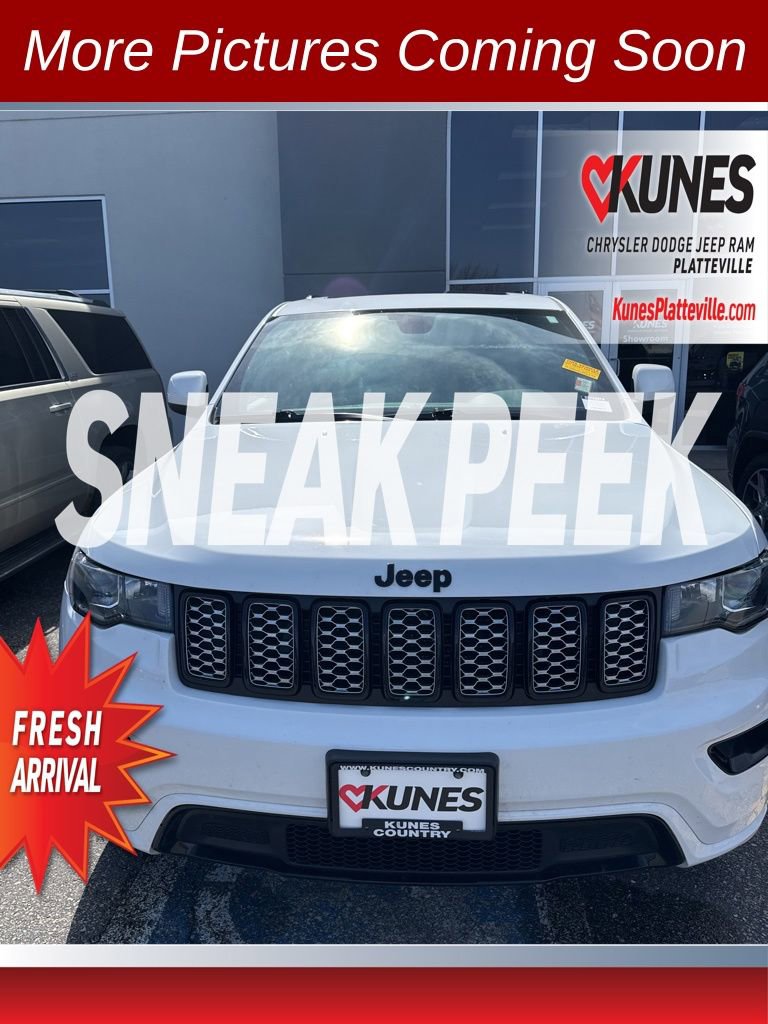 Used 2020 Jeep Grand Cherokee Altitude image 4