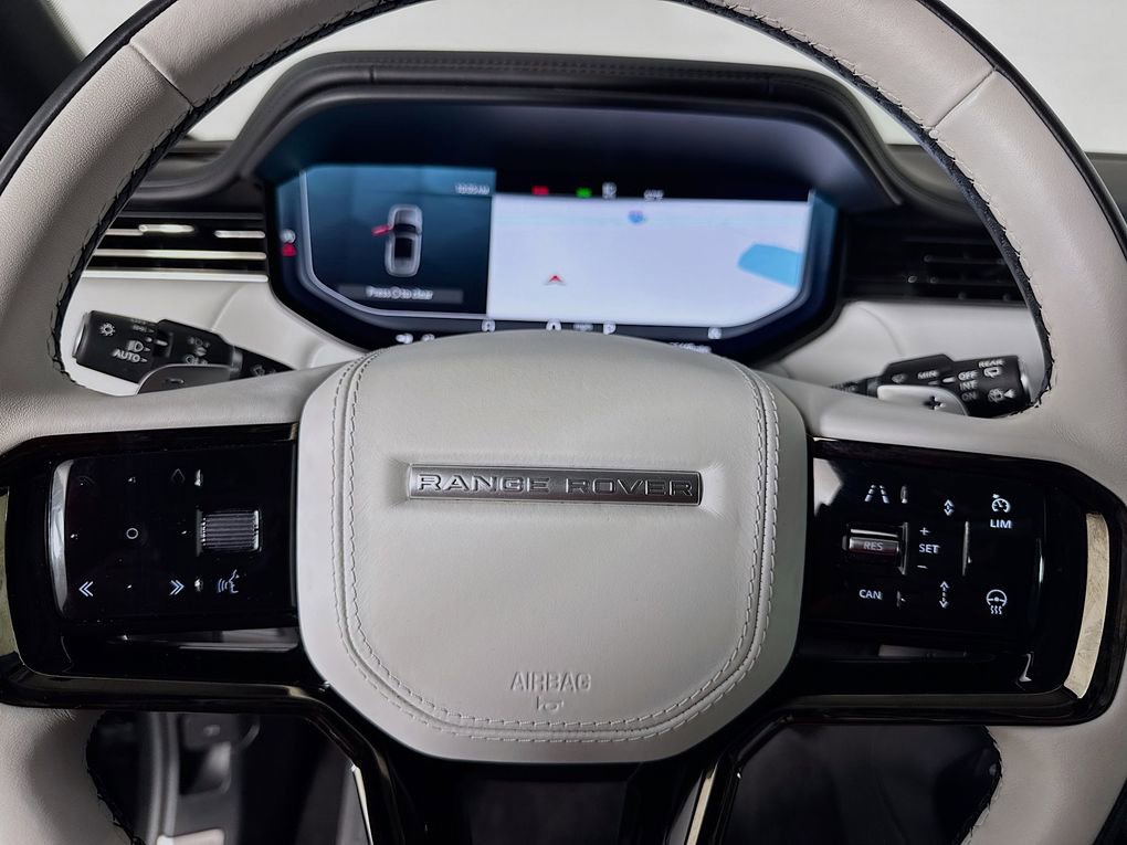 Used 2023 Land Rover Range Rover Sport SE Dynamic image 16