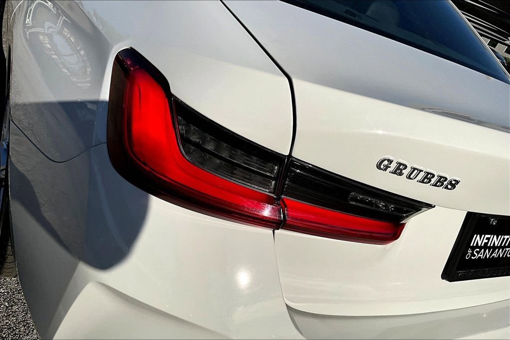 Used 2025 BMW 330i Sedan image 41