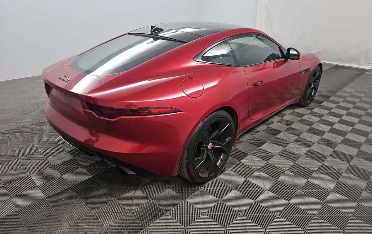 Used 2021 Jaguar F-TYPE Coupe RWD image 3
