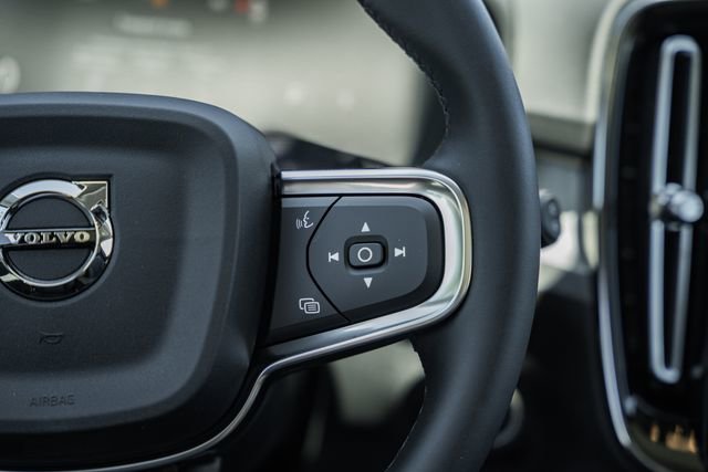 New 2026 Volvo XC40 B5 Plus w/ Climate Package AWD/4WD image 29