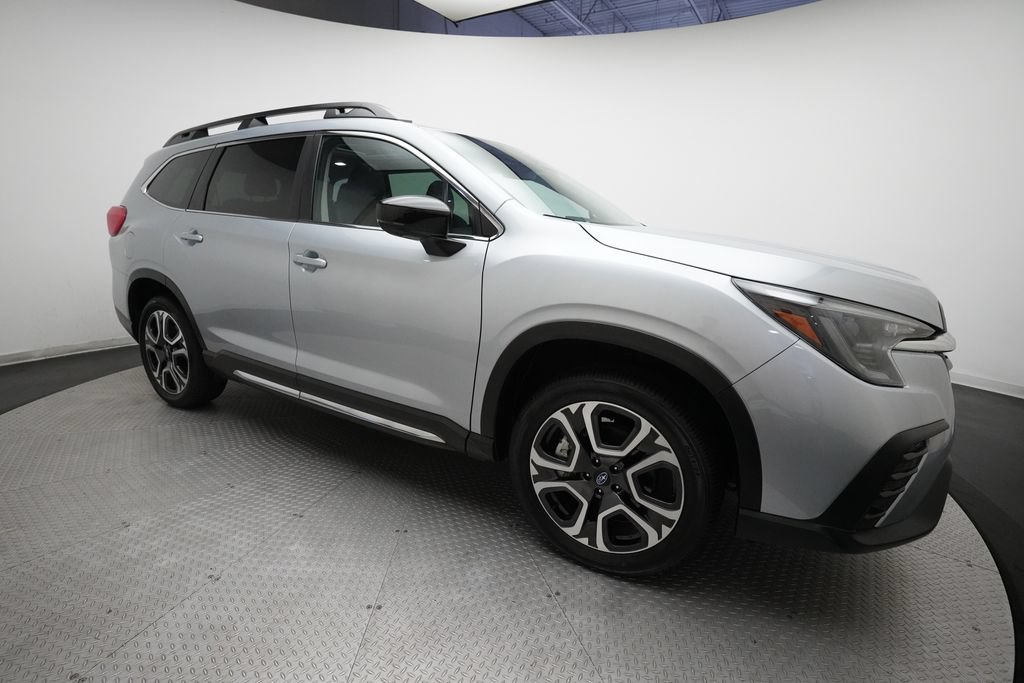 Certified 2025 Subaru Ascent Limited w/ Popular Package #2 AWD/4WD image 37