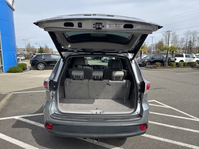 Used 2016 Toyota Highlander Limited Platinum image 18