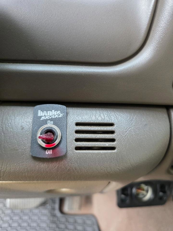 Used 2001 Ford Excursion Limited image 9