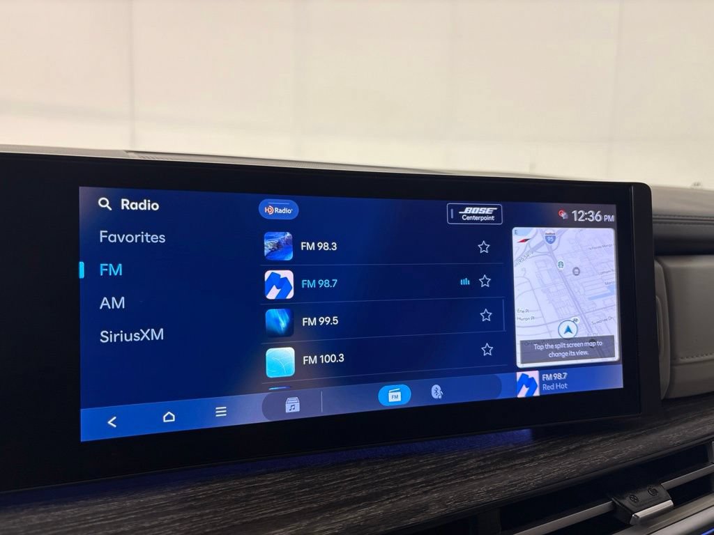 Used 2024 Hyundai Santa Fe Limited FWD image 32