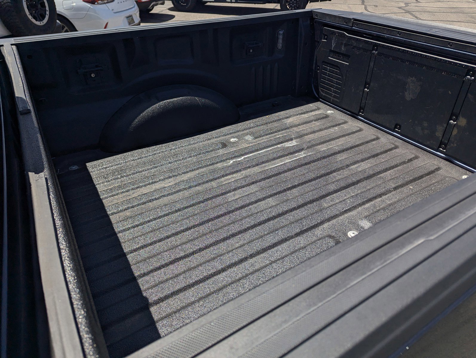 Certified 2022 Ford F150 Platinum w/ Equipment Group 701A High AWD/4WD image 8