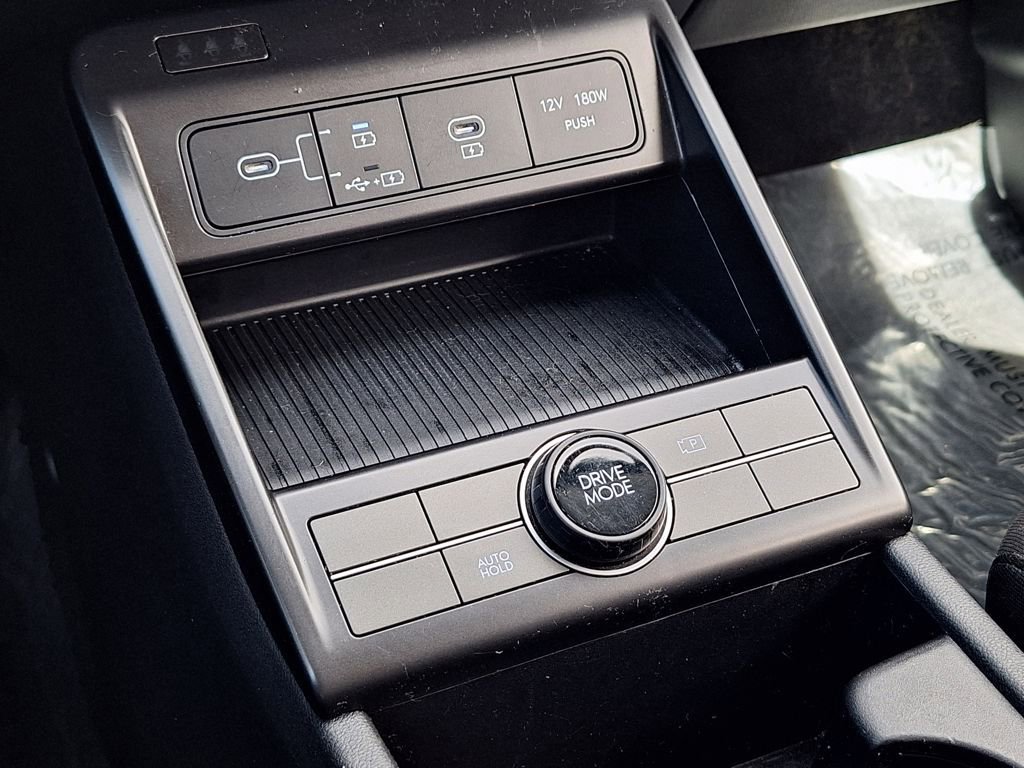 Certified 2024 Hyundai Kona SE image 24