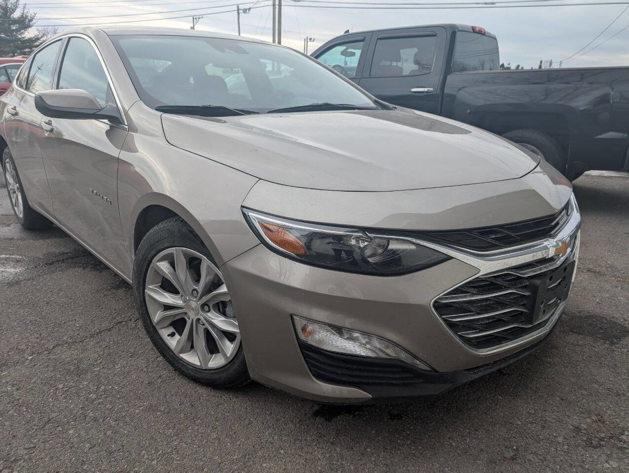 Used 2024 Chevrolet Malibu LT image 3