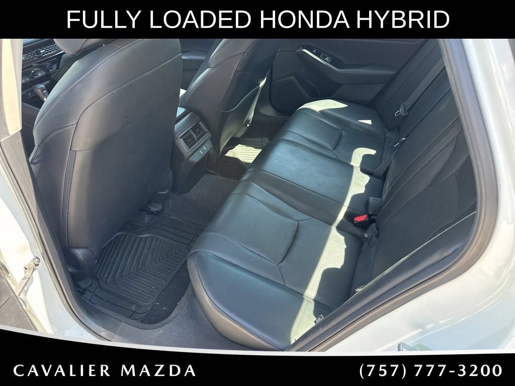 Used 2024 Honda Accord Touring image 11