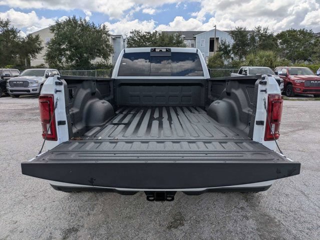 New 2026 RAM 3500 Big Horn AWD/4WD image 12