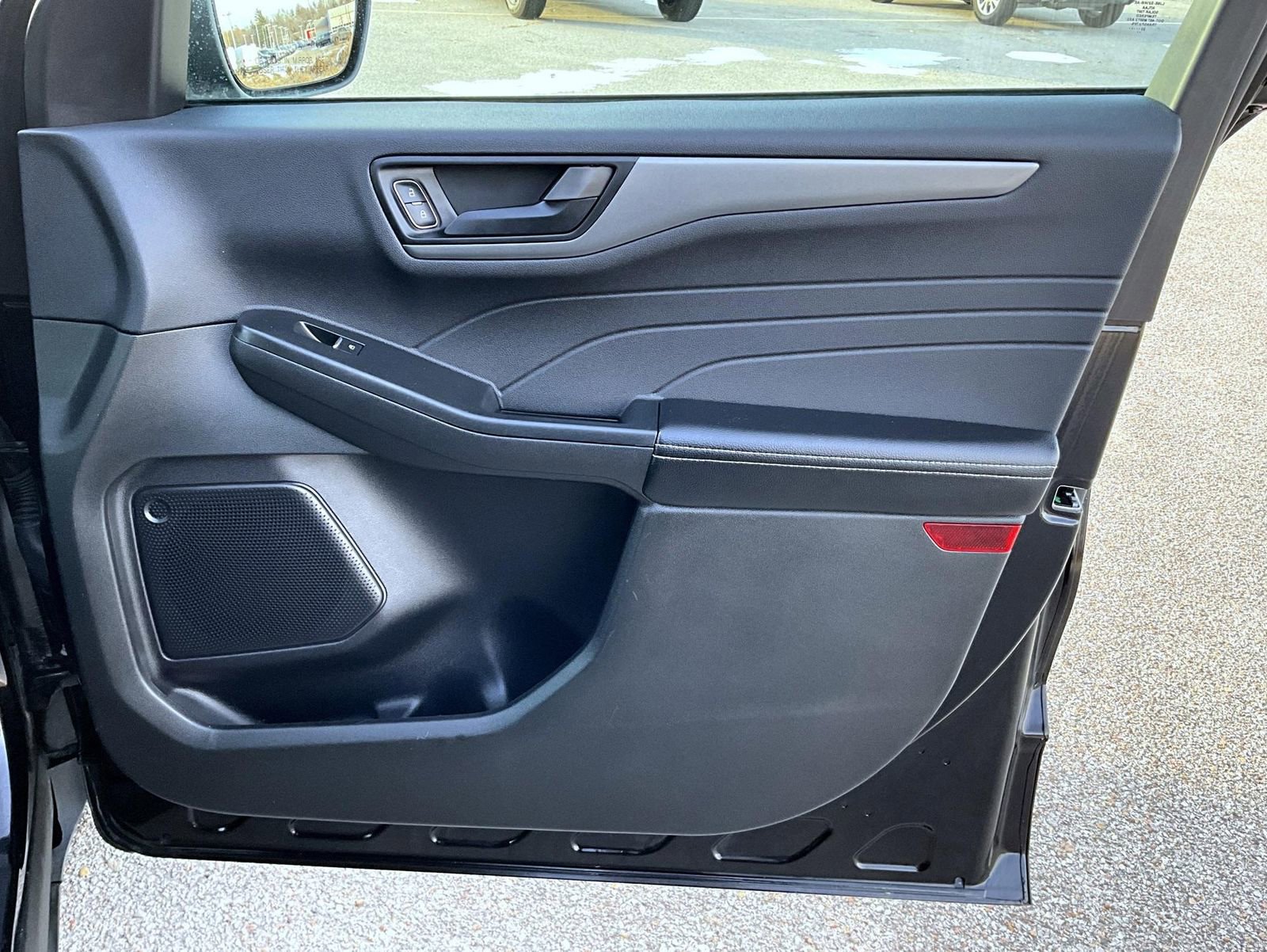 Used 2023 Ford Escape Active image 17