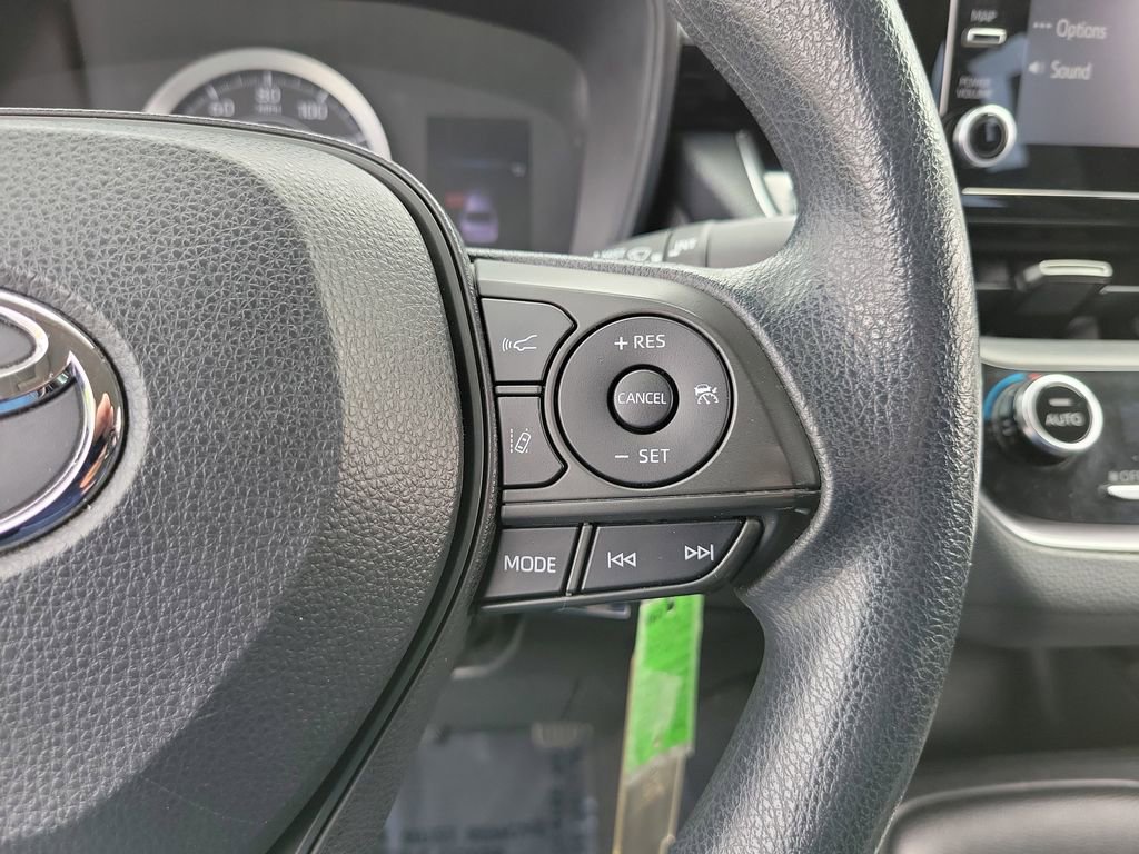 Used 2020 Toyota Corolla LE FWD image 24