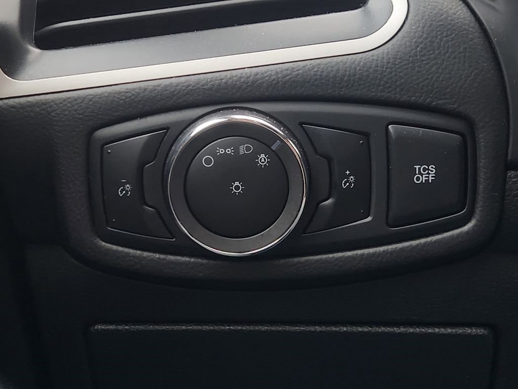 Used 2024 Ford Edge SEL image 23