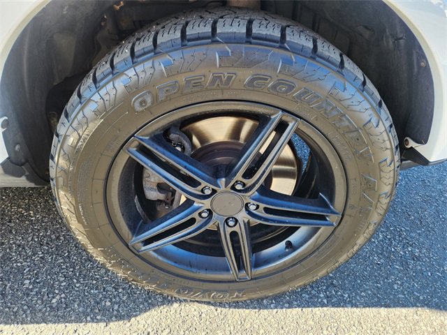 Used 2016 Land Rover LR4 HSE LUX image 24