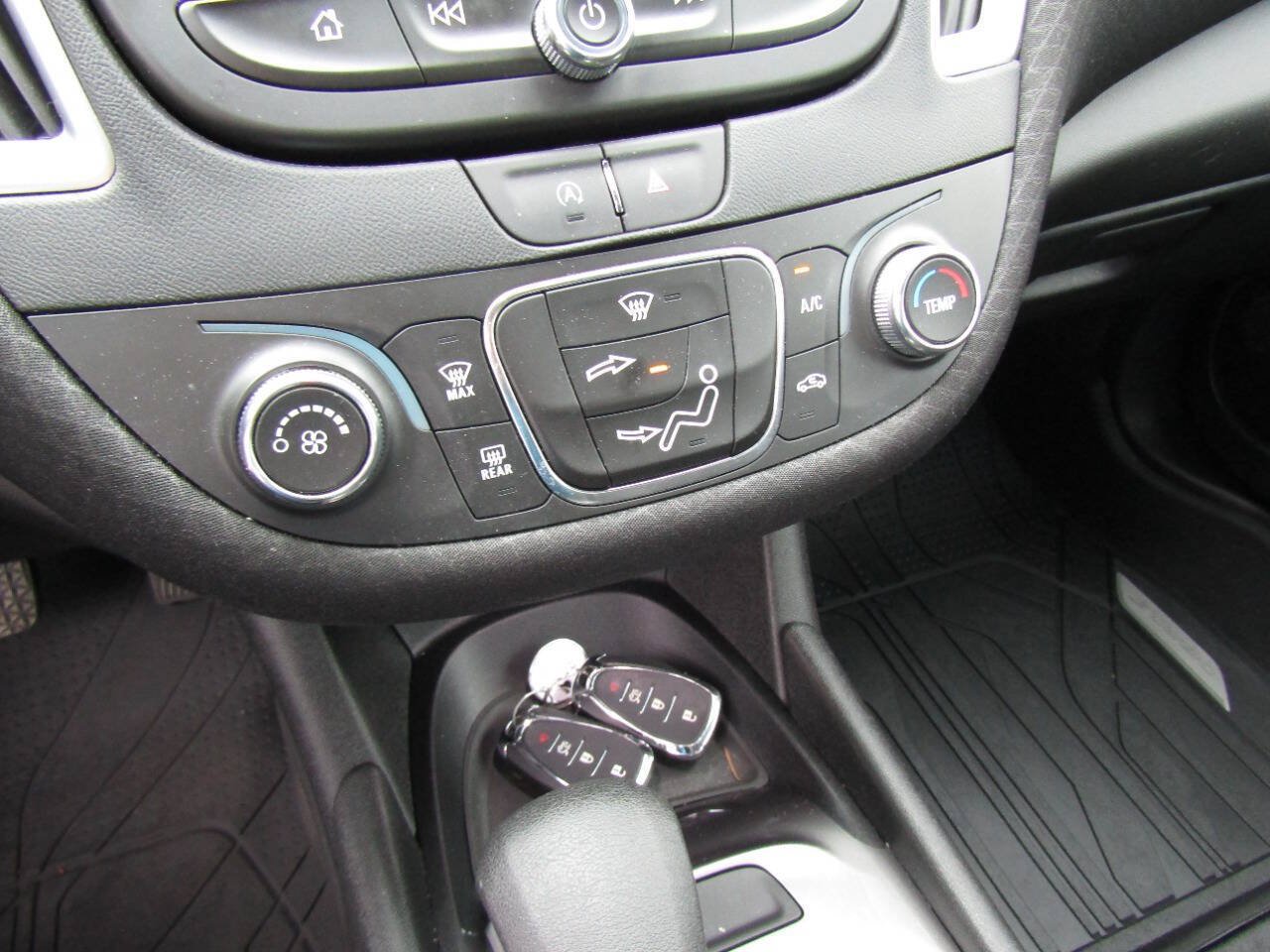 Used 2022 Chevrolet Malibu LS w/ LPO, Floor Liner Package FWD image 15