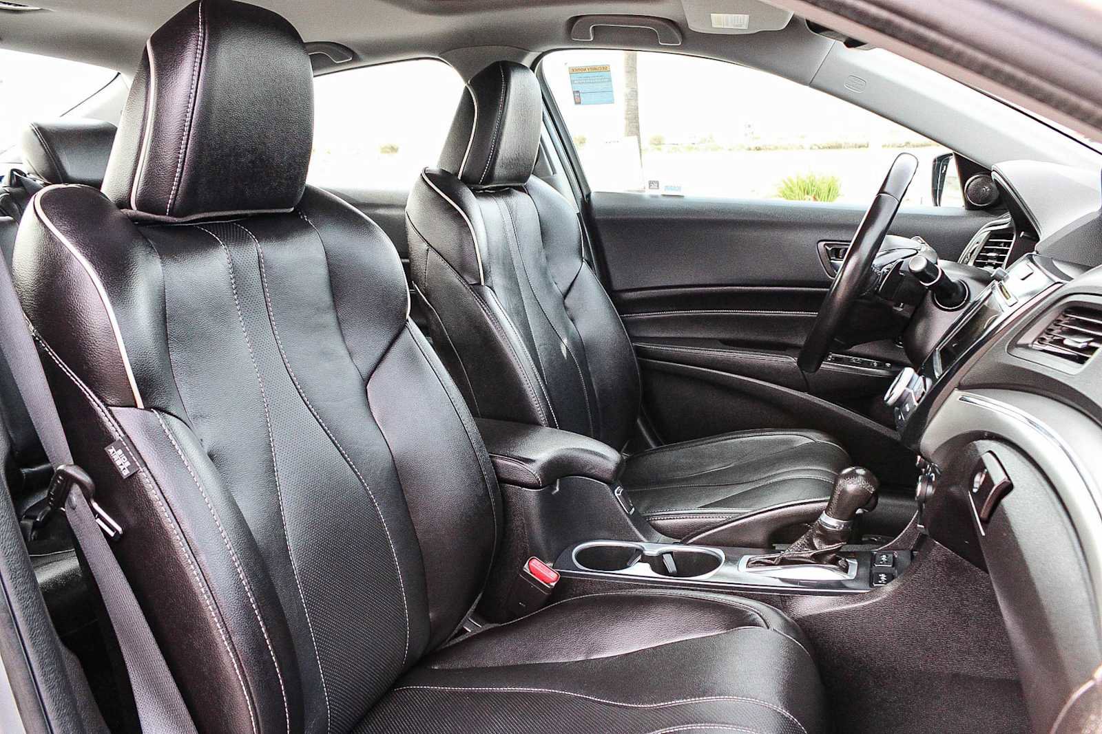 Used 2020 Acura ILX w/ Premium Package image 16