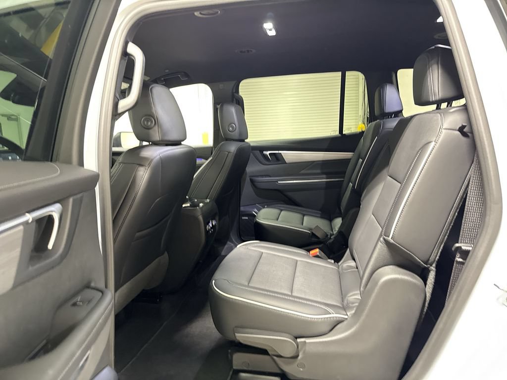 New 2026 Buick Enclave Preferred FWD image 23