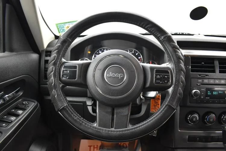 Used 2011 Jeep Liberty Sport w/ Popular Equipment Group AWD/4WD image 20