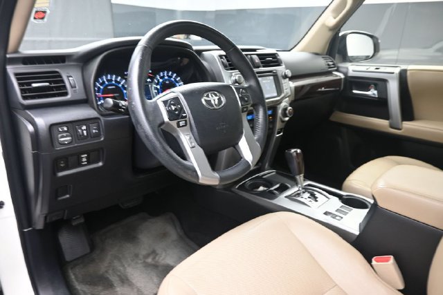 Used 2014 Toyota 4Runner Limited RWD image 18