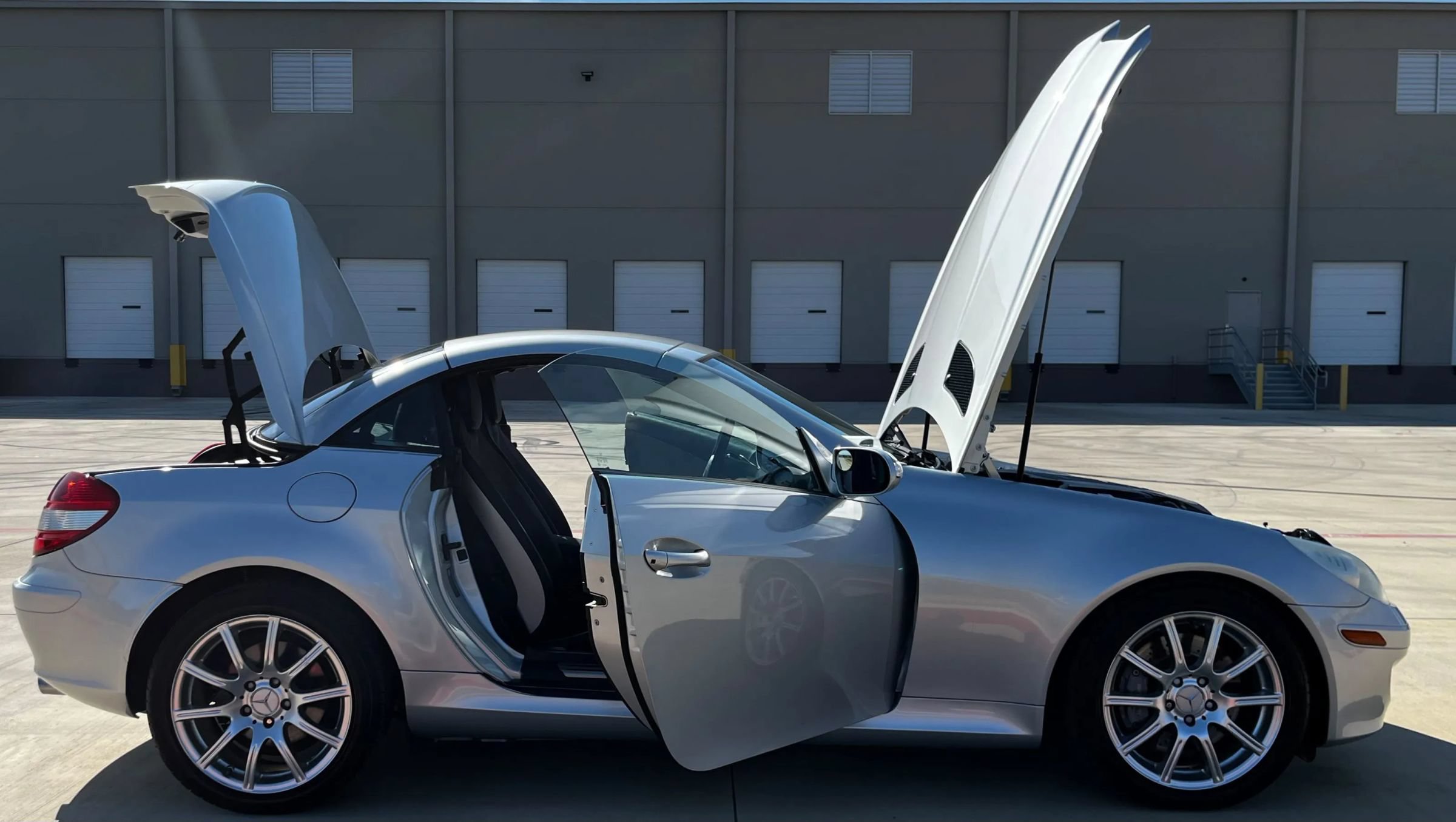 Used 2005 Mercedes-Benz SLK 350 image 18
