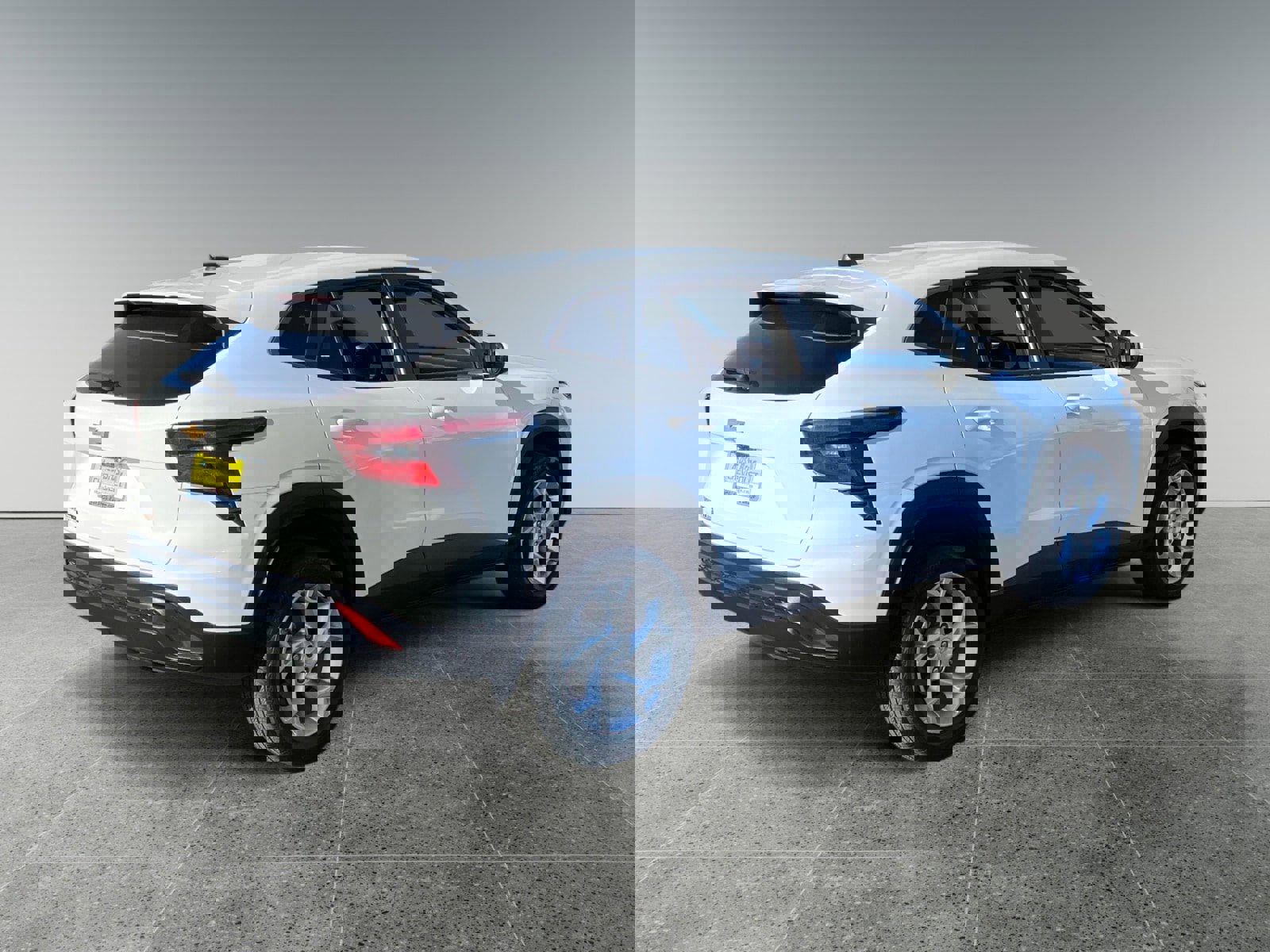 Used 2024 Chevrolet Trax LS w/ LS Convenience Package image 5