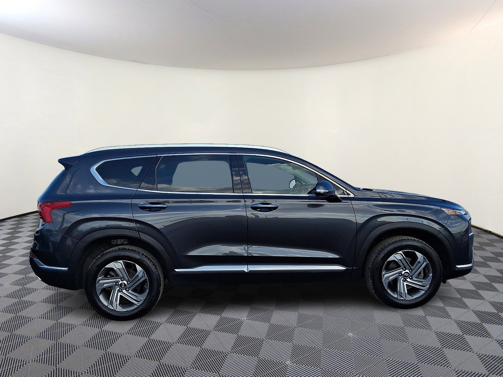 Used 2022 Hyundai Santa Fe SEL w/ Convenience + Premium Package image 8