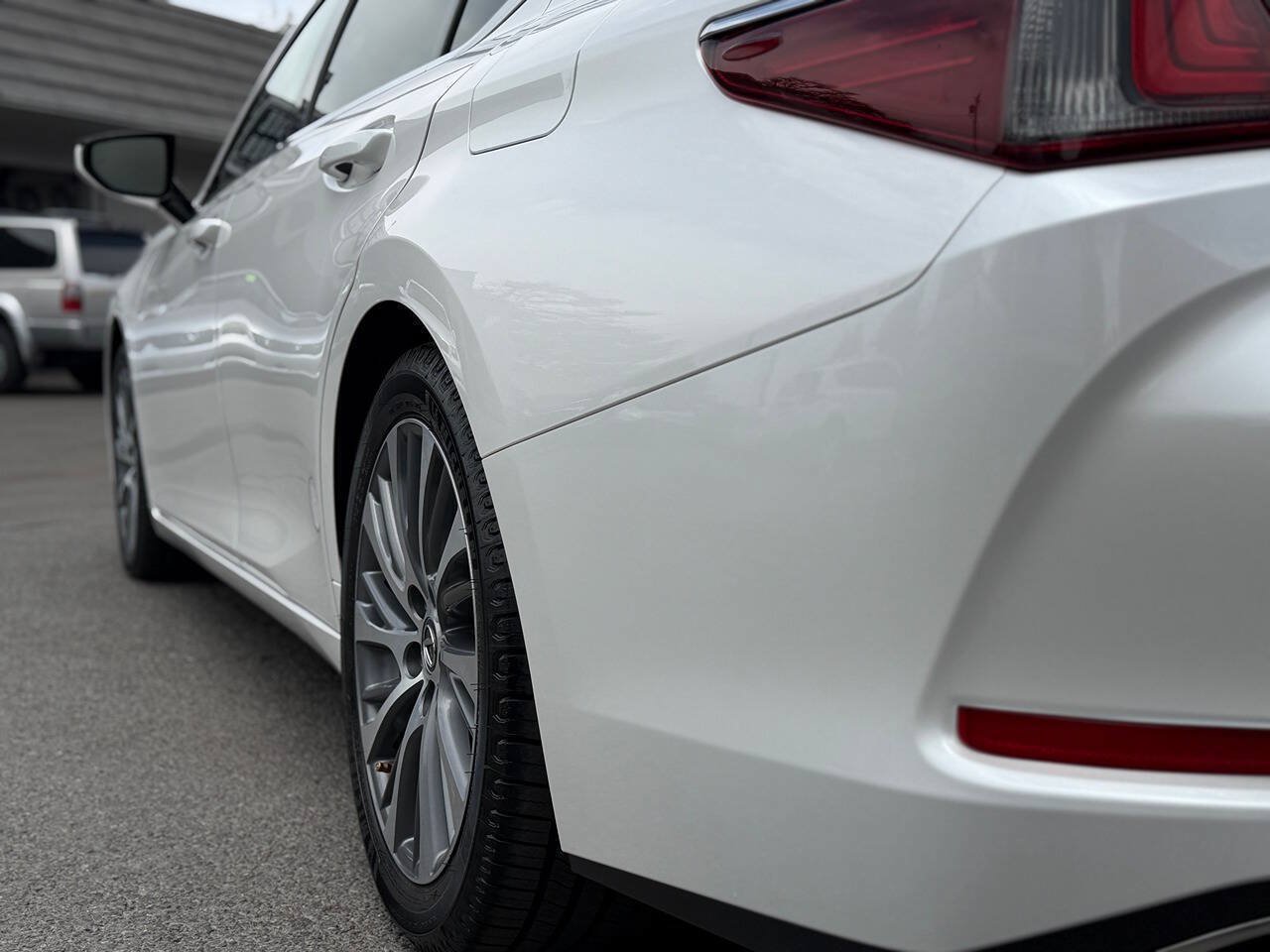 Used 2020 Lexus ES 350 w/ Premium Package FWD image 35