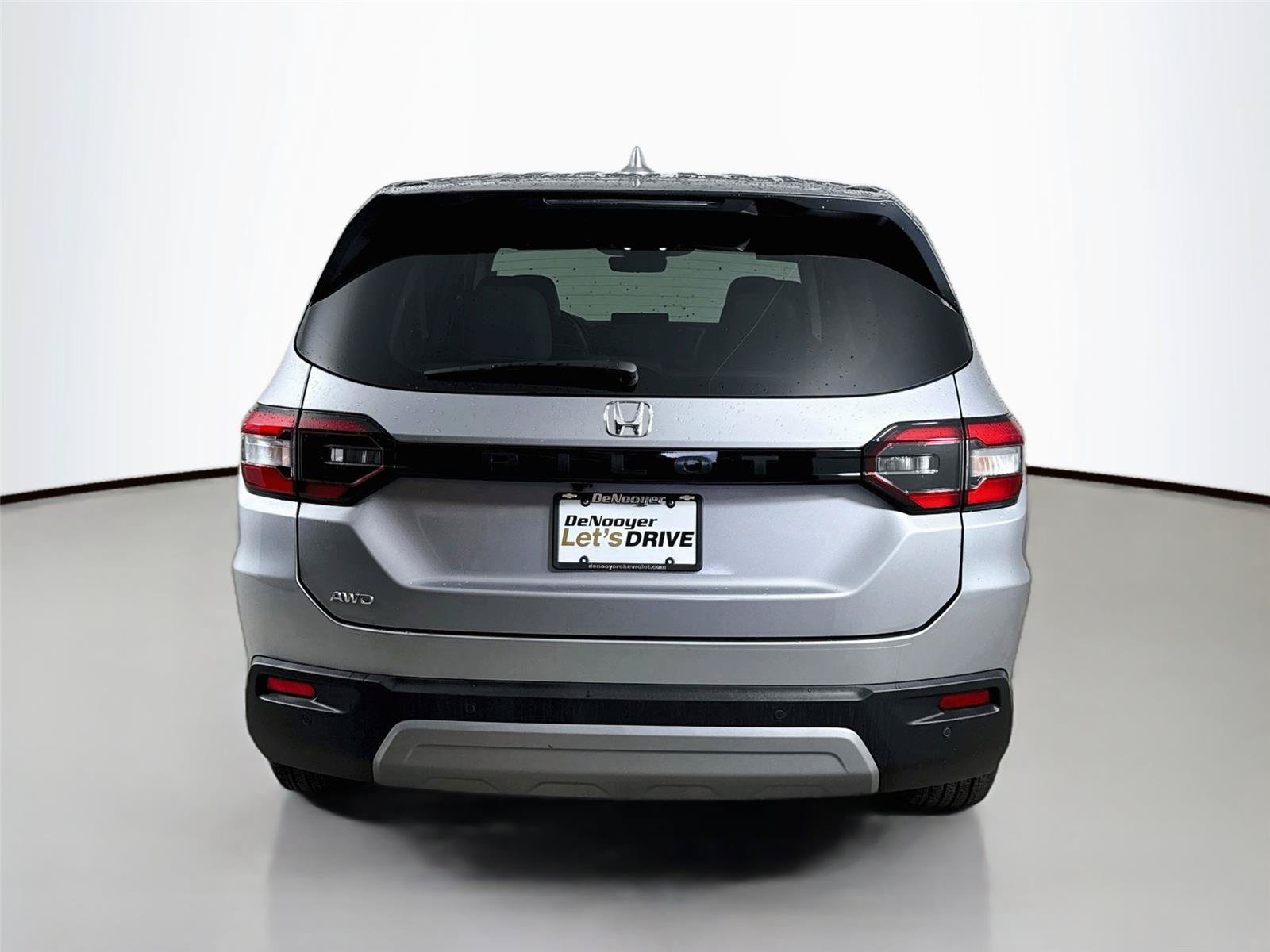 Used 2025 Honda Pilot EX-L image 8