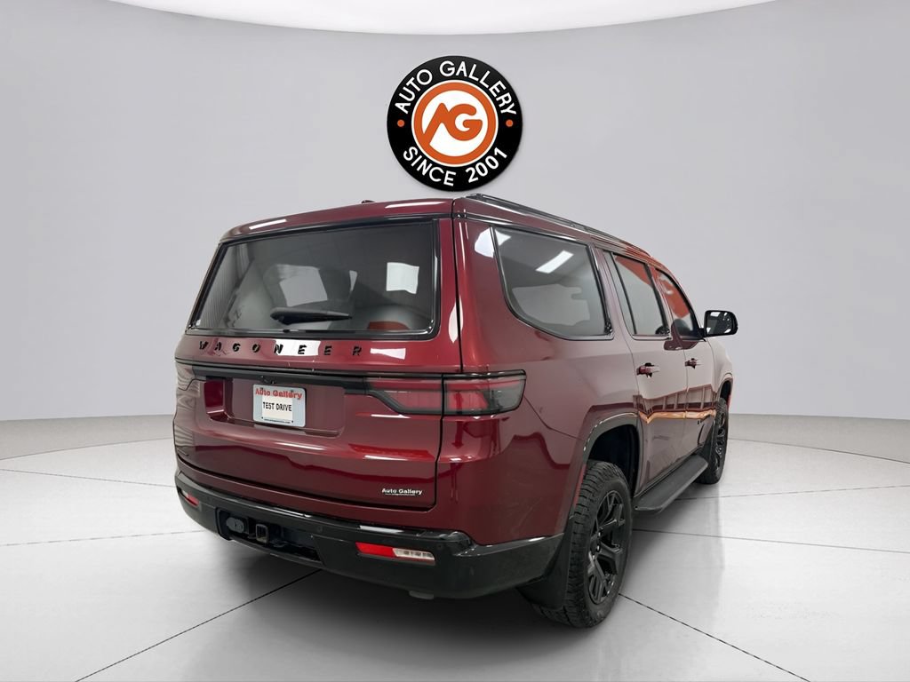 Used 2023 Jeep Wagoneer Series II w/ Convenience Group I AWD/4WD image 3