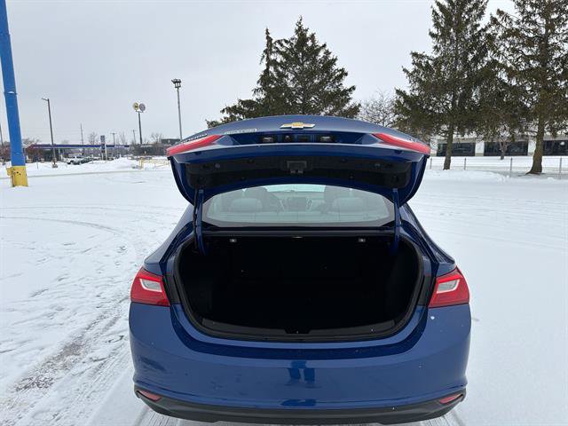 Used 2023 Chevrolet Malibu LT image 18