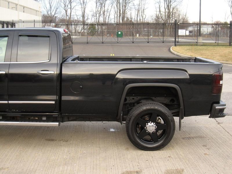 Used 2015 GMC Sierra 2500 SLT w/ Driver Alert Package image 9