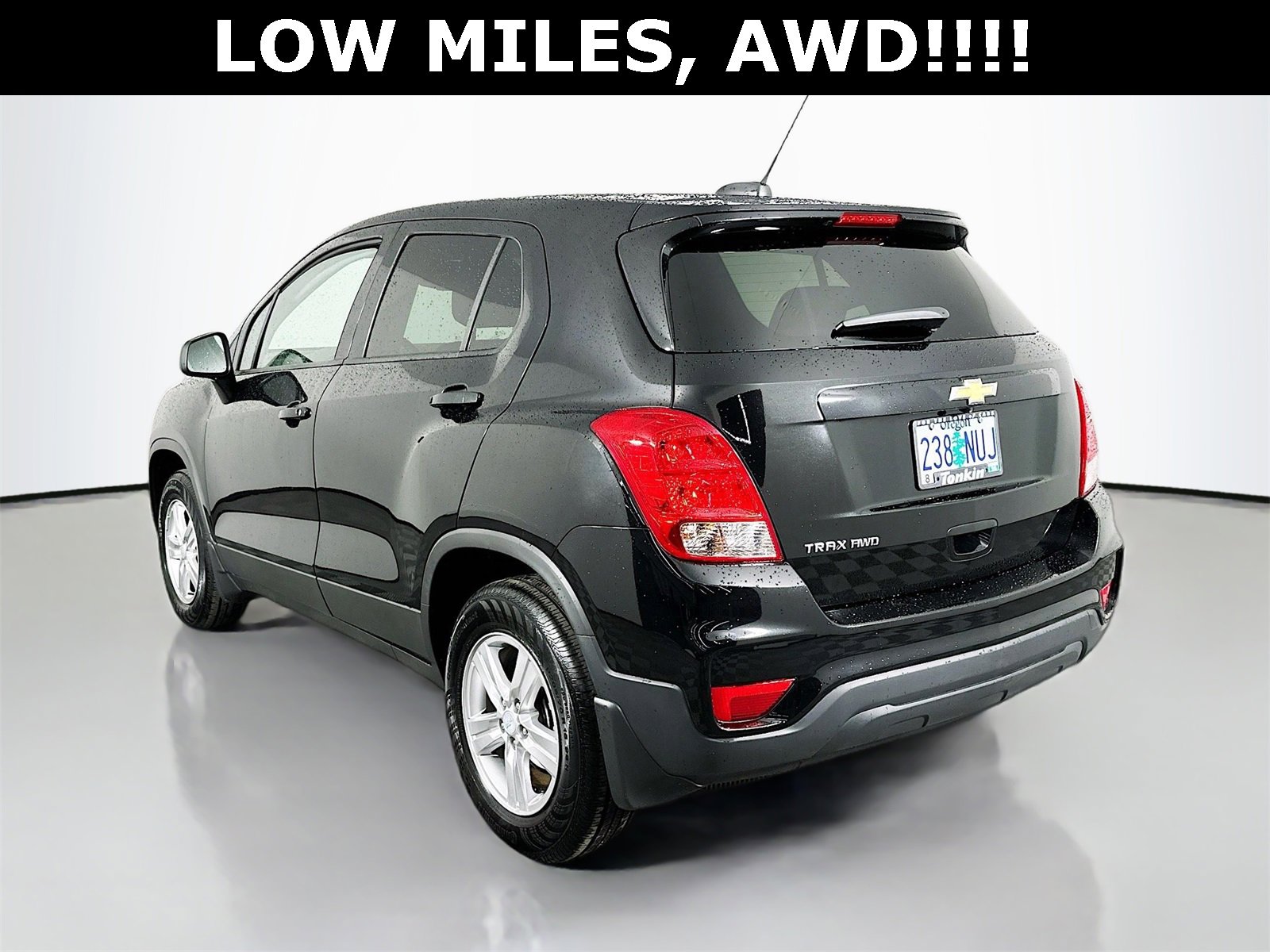 Used 2019 Chevrolet Trax LS w/ Tint and Cruise Package image 6