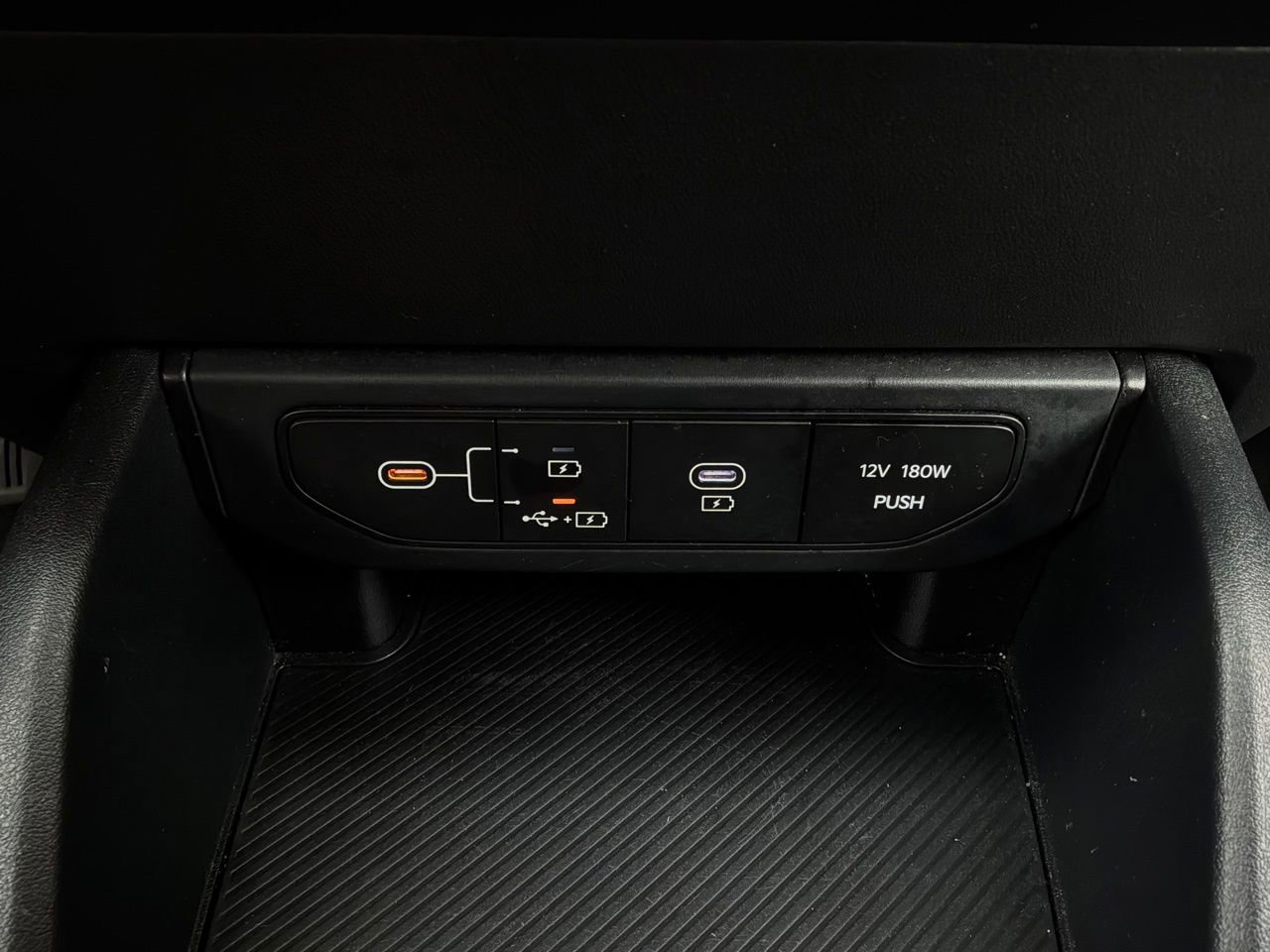 Used 2025 Kia K4 FWD image 26