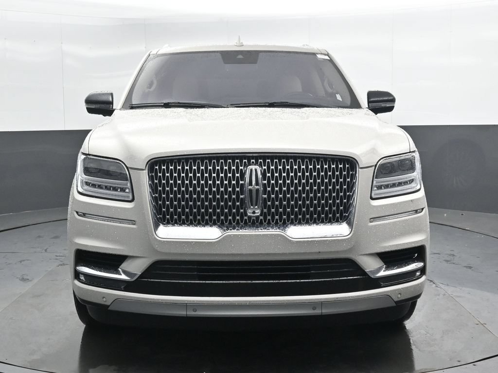 Used 2019 Lincoln Navigator Reserve AWD/4WD image 8