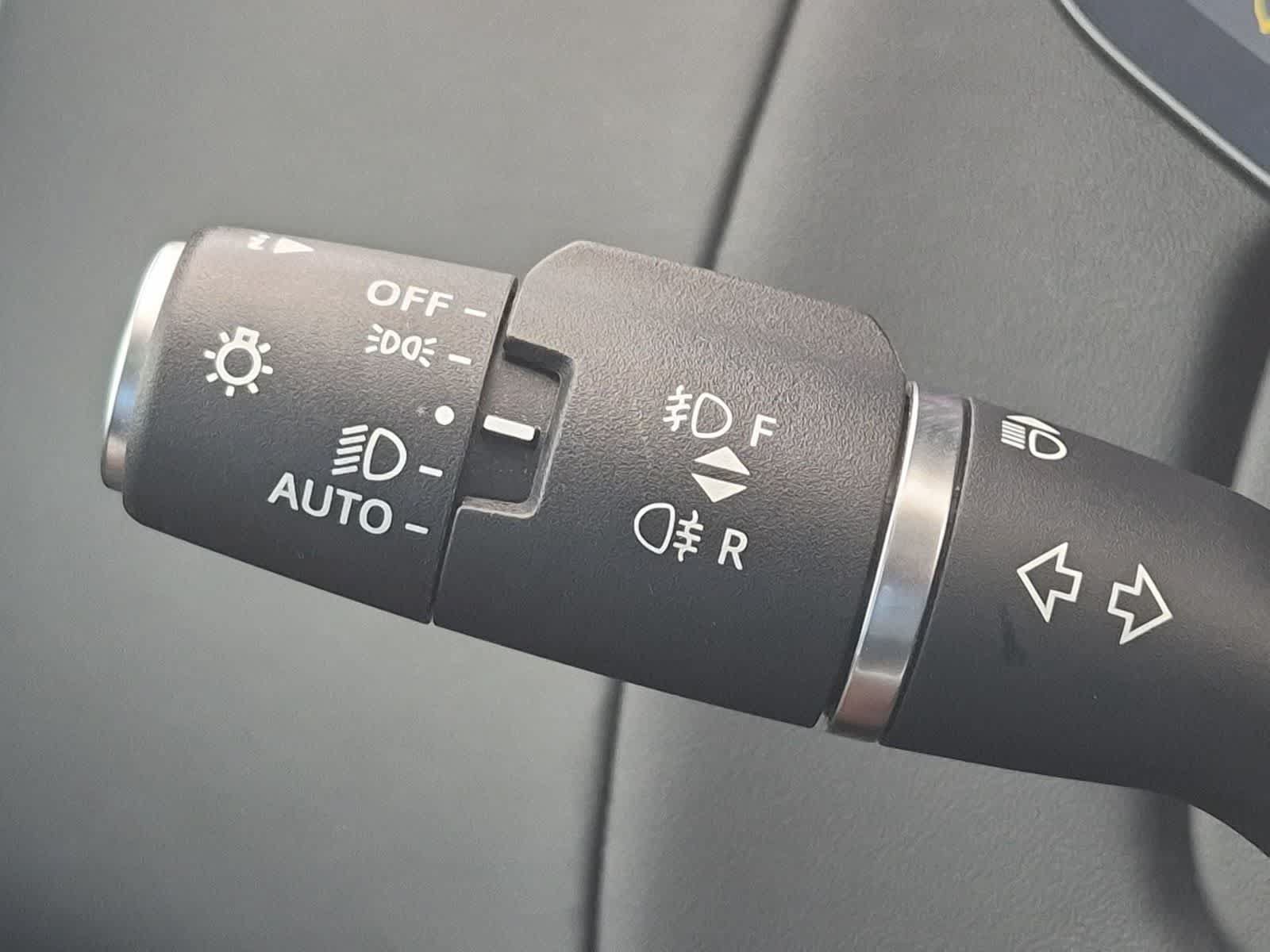 Used 2023 Land Rover Range Rover First Edition AWD/4WD image 27