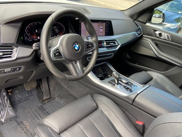 Used 2019 BMW X5 xDrive50i w/ Luxury Seating Package AWD/4WD image 24
