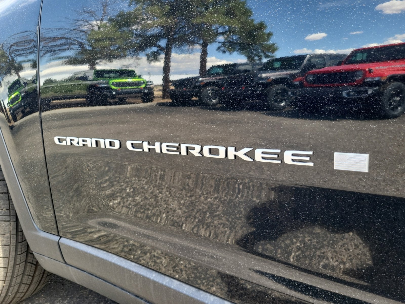 New 2025 Jeep Grand Cherokee L Limited image 23