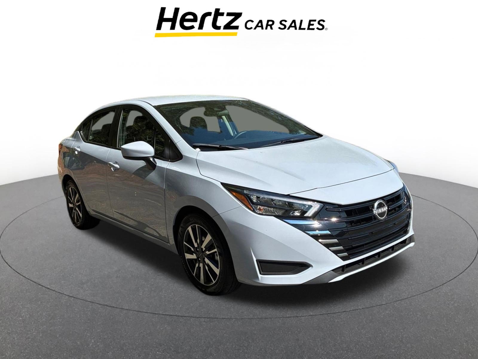 Used 2025 Nissan Versa SV image 1