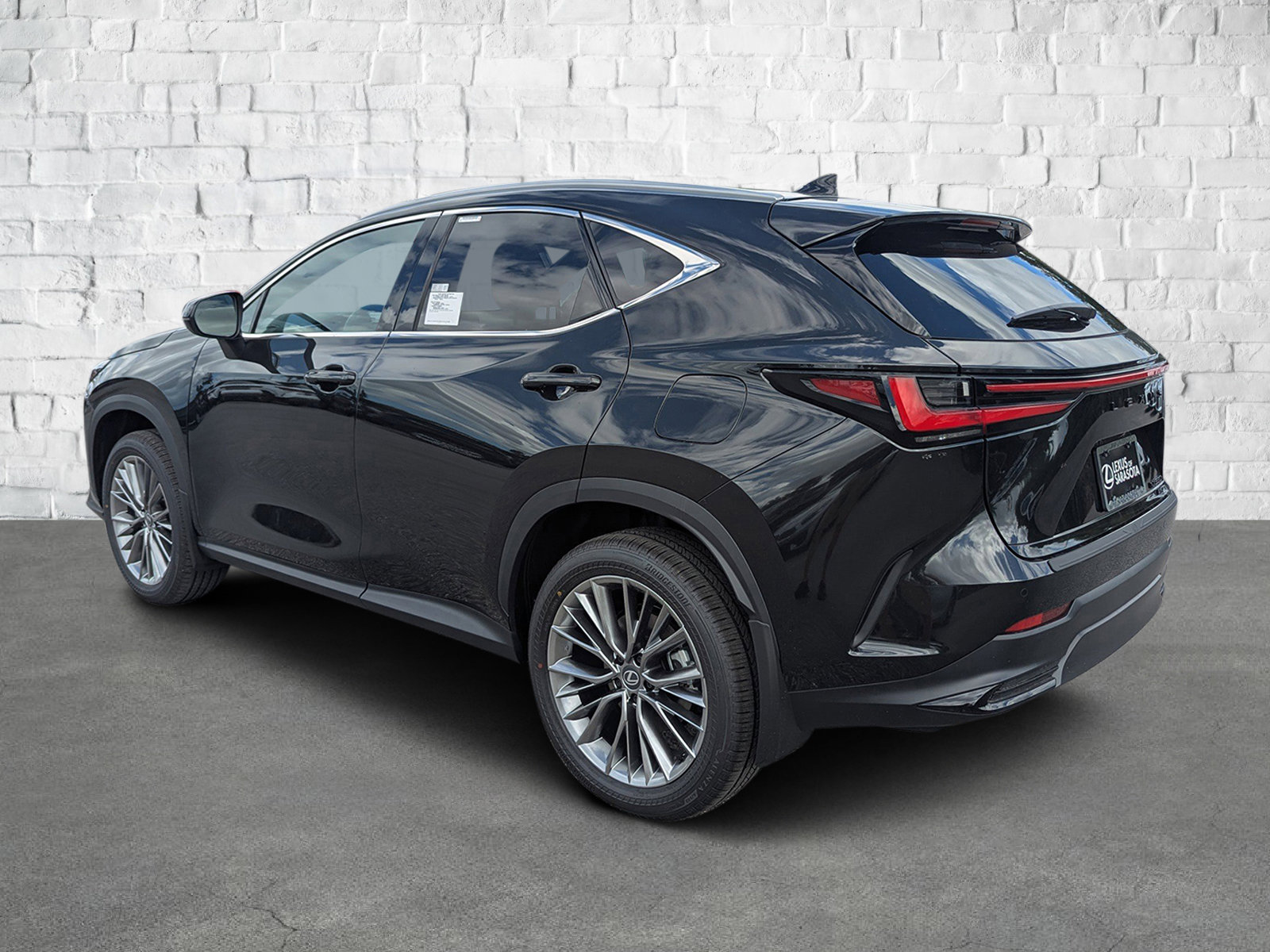 New 2026 Lexus NX 350h AWD w/ Premium Package image 6