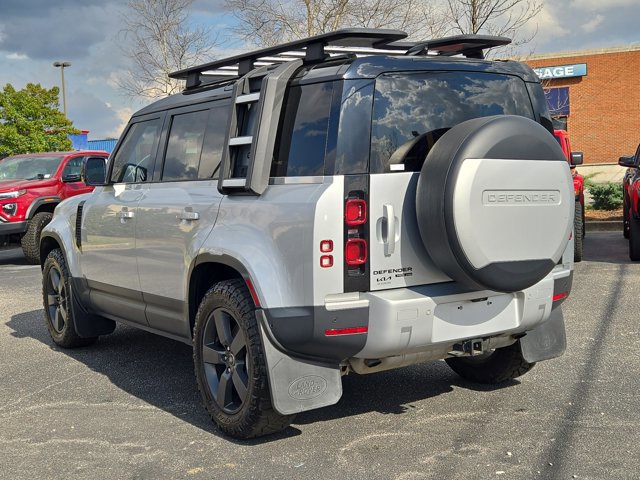 Used 2020 Land Rover Defender 110 HSE image 8