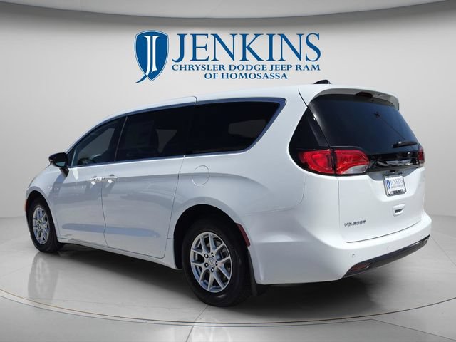 New 2026 Chrysler Voyager LX FWD image 7