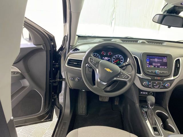 Used 2024 Chevrolet Equinox LS w/ Midnight Edition AWD/4WD image 34