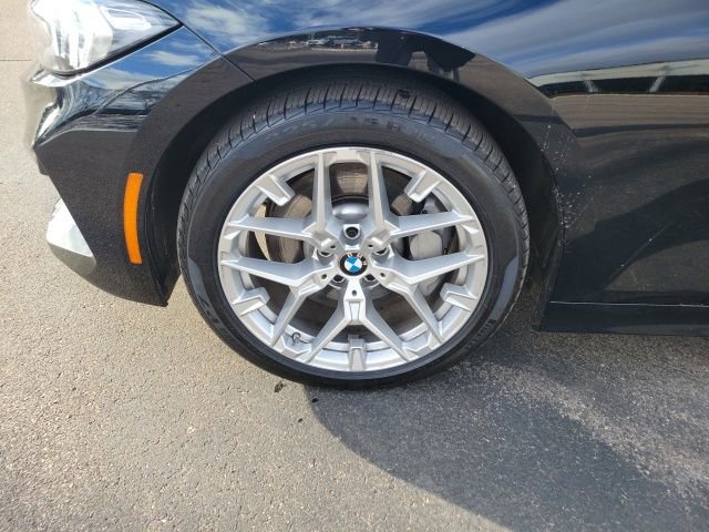 Used 2026 BMW 330i xDrive Sedan image 13