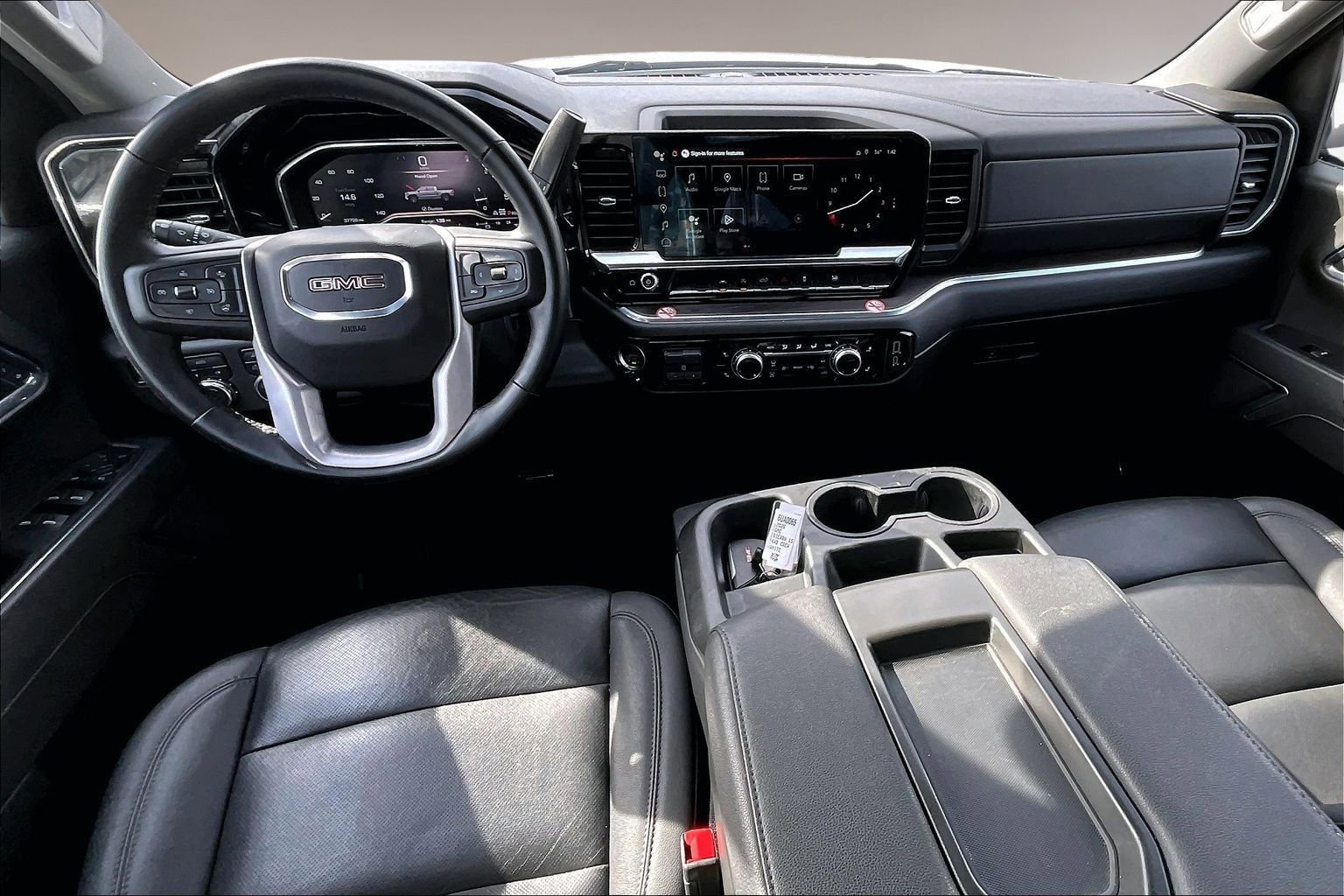 Used 2025 GMC Sierra 1500 SLT image 8