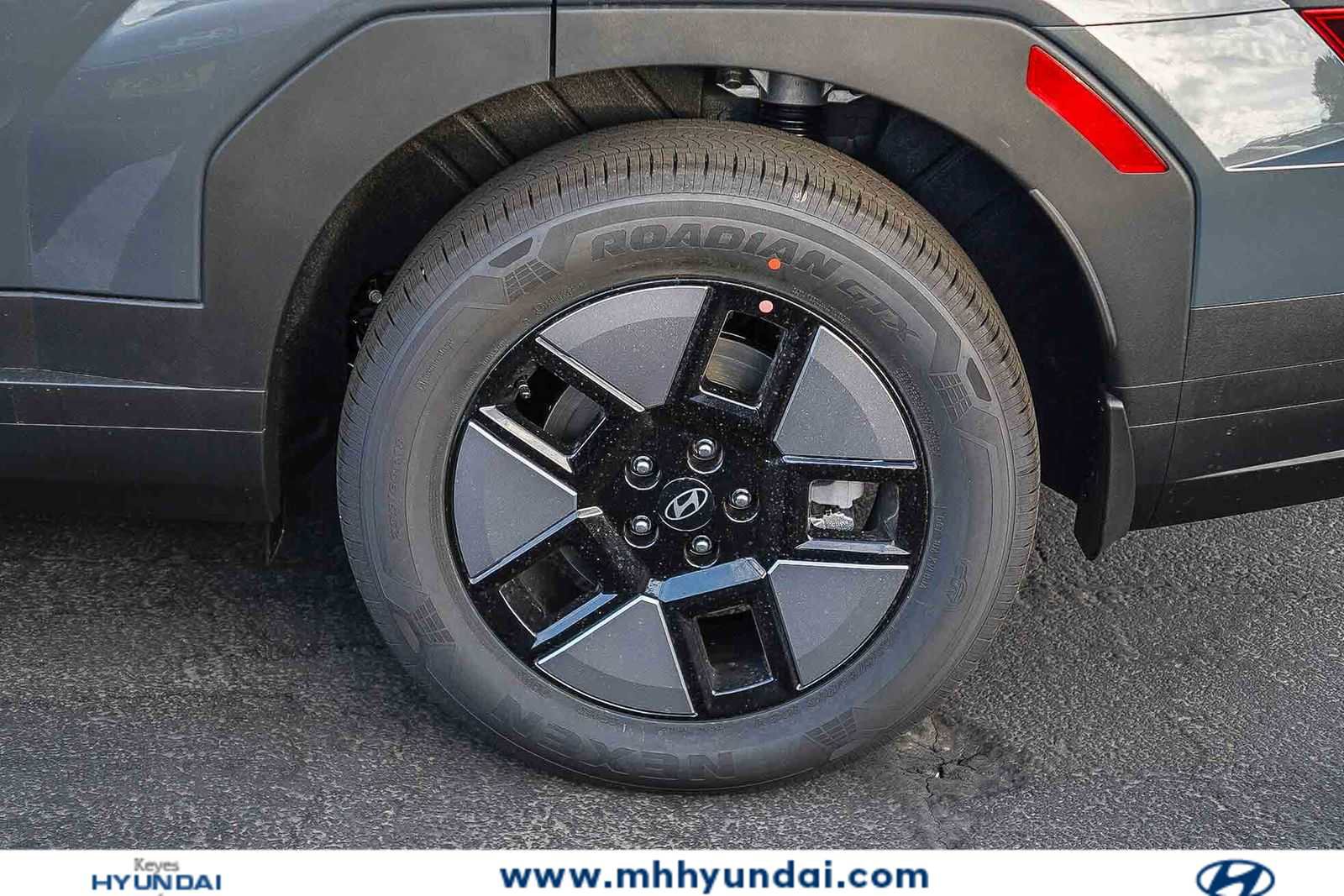 New 2026 Hyundai Santa Fe SE FWD image 11