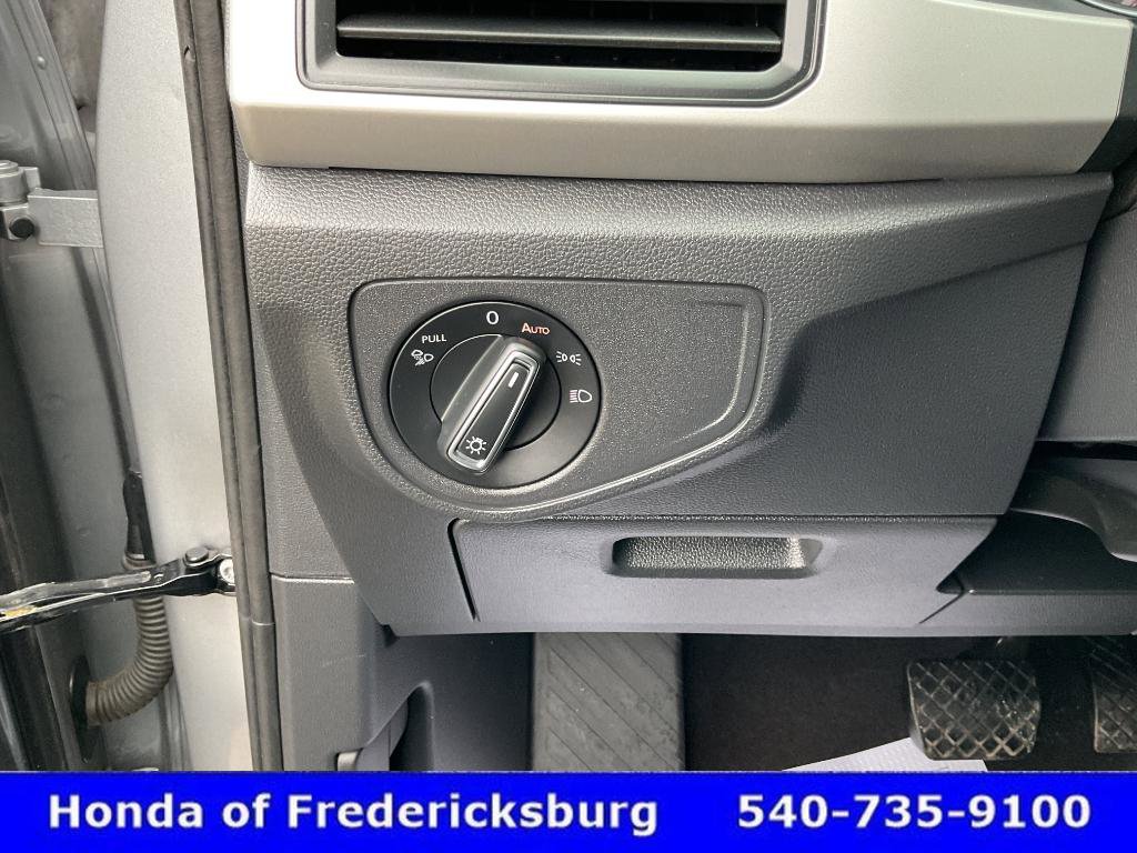 Used 2021 Volkswagen Atlas SE image 43