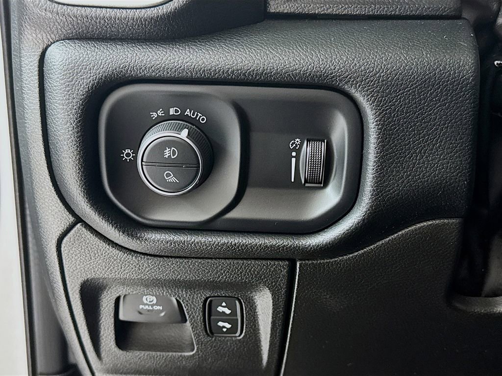 Used 2022 RAM 1500 Big Horn image 10